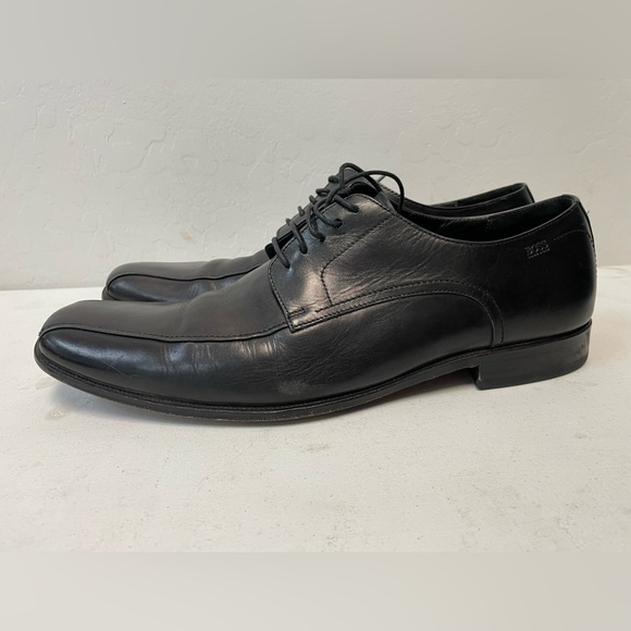 HUGO BOSS Lace Up Leather Bicycle Toe Derby Shoe in Black Size 12 main image 4